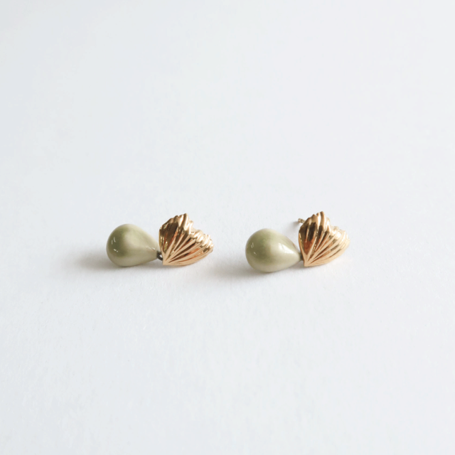 Heart Shell Drop Earring [DOL basil]