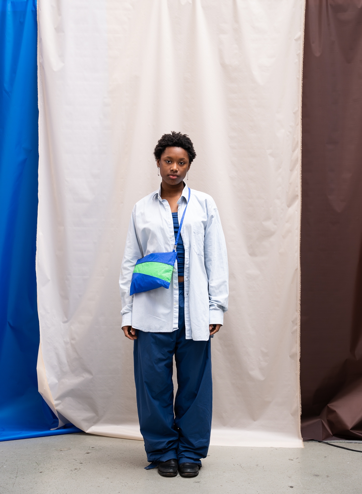 <span style="   line-height: 1em;   font-size: 14px;   letter-spacing: 0.5px;   border: 1px solid white;   margin-bottom: 10px;   padding: 8px;   display: inline-block; ">Life Edition</span><br> NEW IN<br>Pouch & Strap