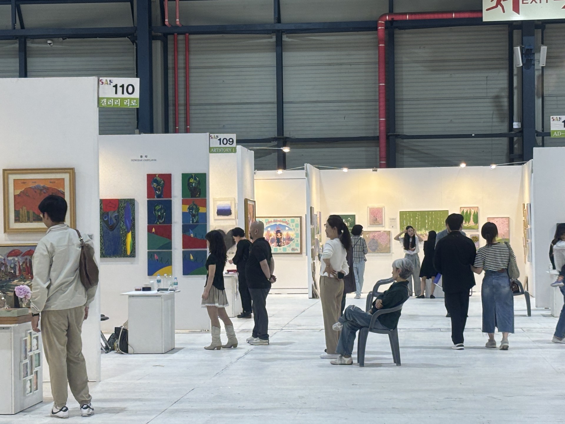 <p style="text-align:left; font-size:16px; margin-top:26px;">VITAE TELLUS IN<br><span style="color:#666;">₩ 80,000</span></p>