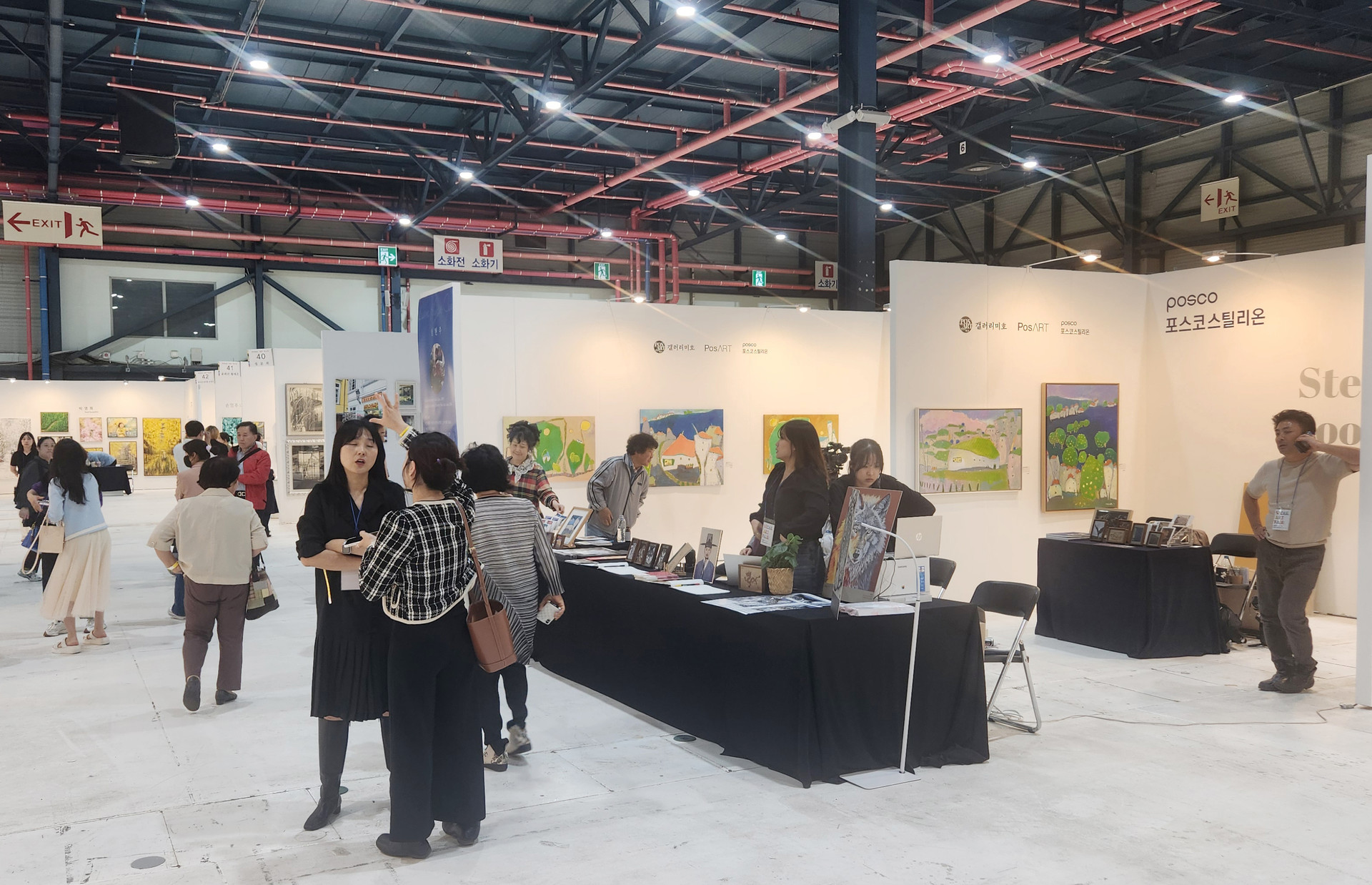 <p style="text-align:left; font-size:16px; margin-top:26px;">VITAE TELLUS IN<br><span style="color:#666;">₩ 80,000</span></p>