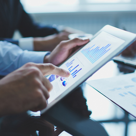 <b>바이어<br>발굴 서비스</b>