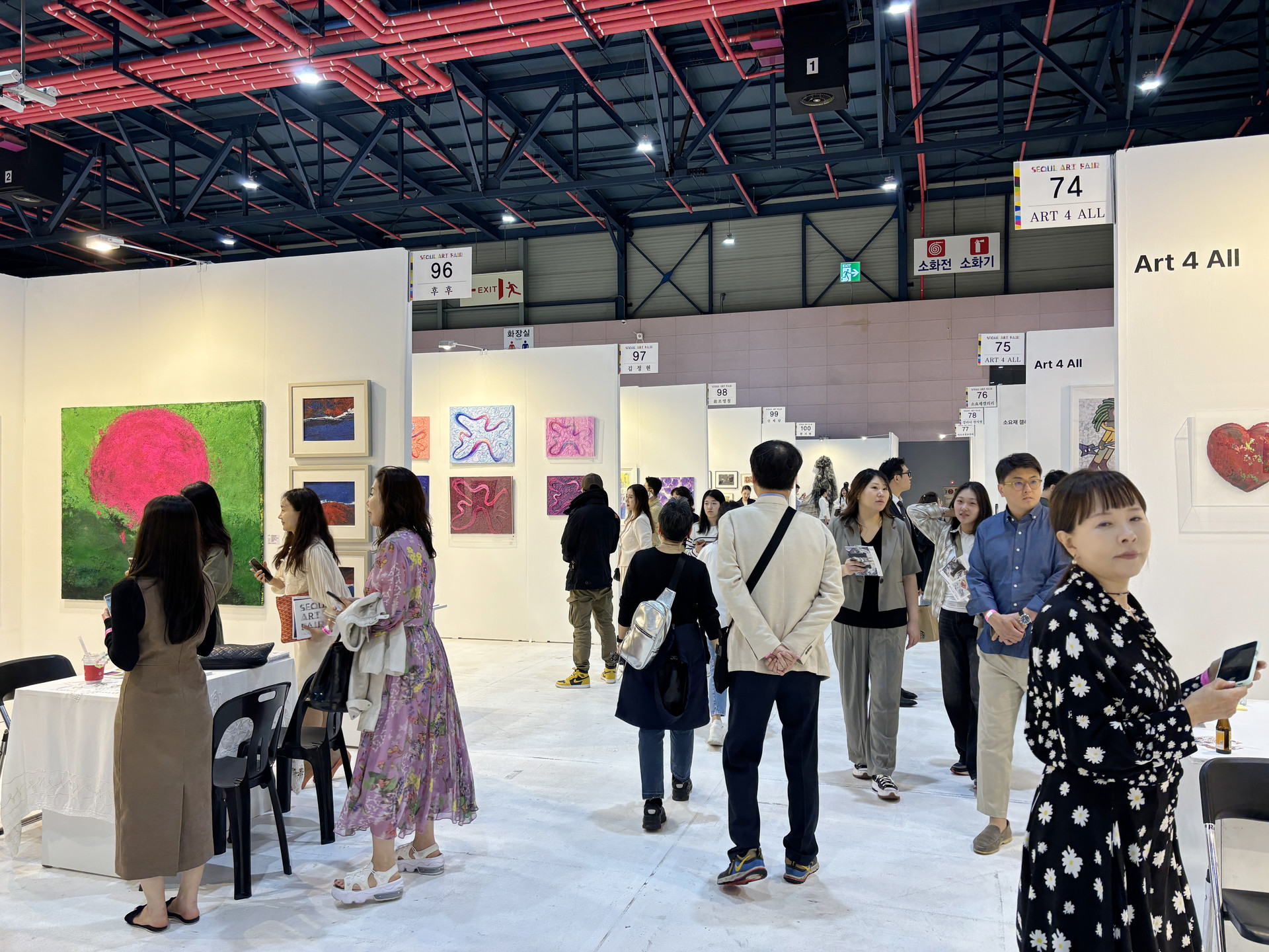 <p style="text-align:left; font-size:16px; margin-top:26px;">VITAE TELLUS IN<br><span style="color:#666;">₩ 80,000</span></p>