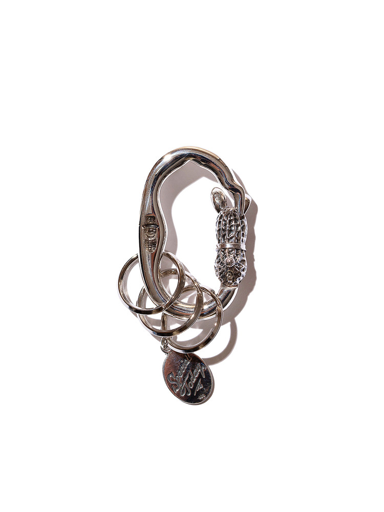 PEANUTS＆Co. Peanuts carabinar Silver PEANUTS & Co. Peanuts Carabiner Silver B.S.W. market place