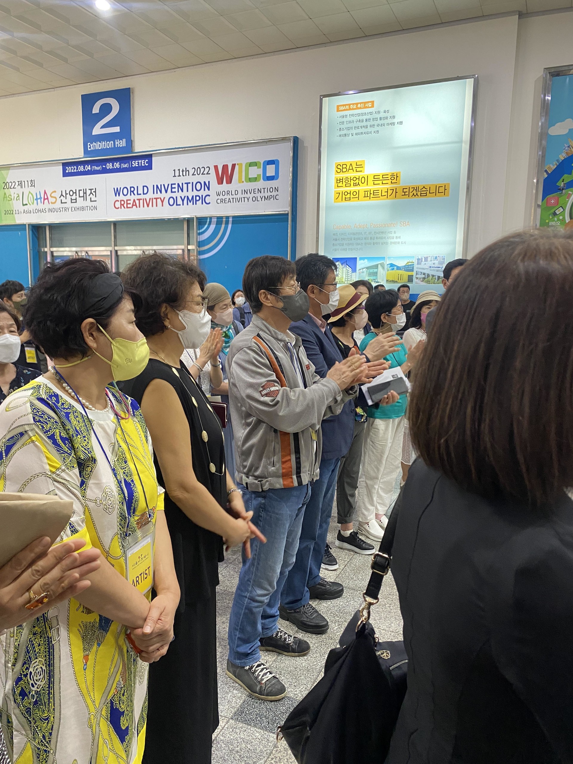 <p style="text-align:left; font-size:16px; margin-top:26px;">VITAE TELLUS IN<br><span style="color:#666;">₩ 80,000</span></p>