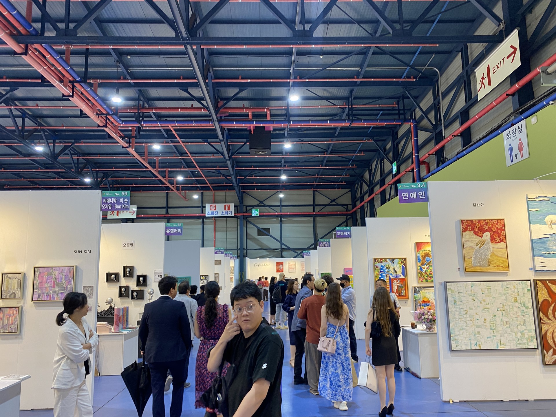 <p style="text-align:left; font-size:16px; margin-top:26px;">VITAE TELLUS IN<br><span style="color:#666;">₩ 80,000</span></p>