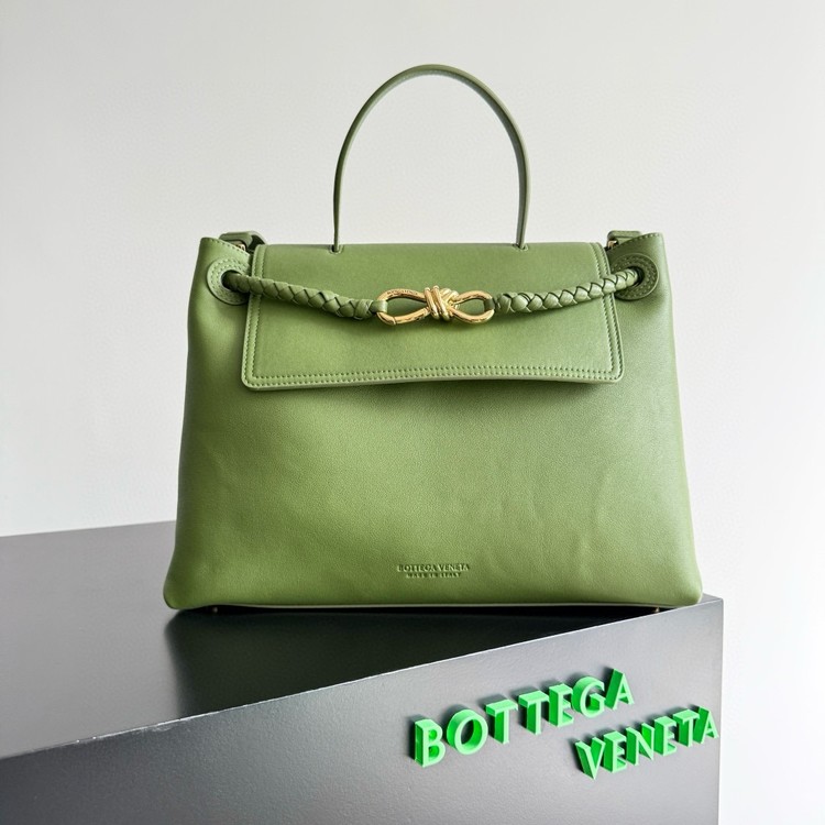 보테가 베네타 차오차오 토트백