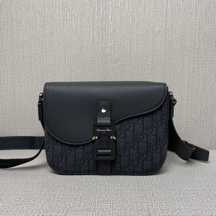 디올 새들 스몰 크로스백