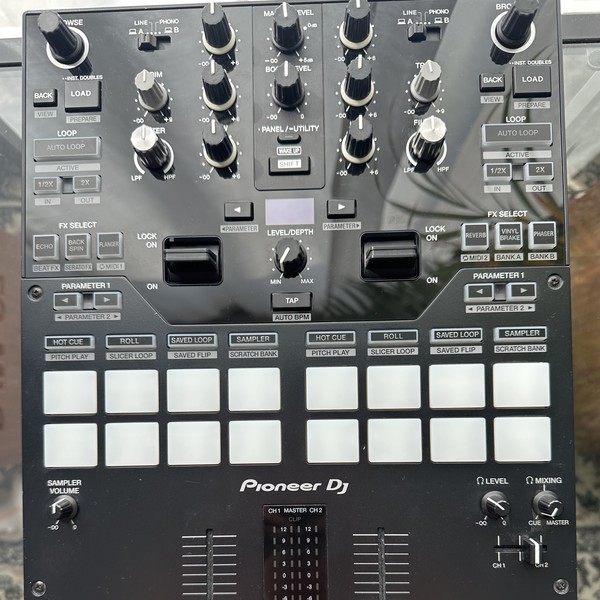 【ポニ夫】Pioneer DJM-S7 & Phase Amazon.com: Pioneer DJM-S7 DJ Mixer - Bundle with Stand