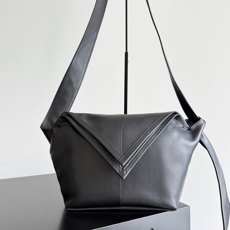 보테가 베네타 스몰 소이어 숄더