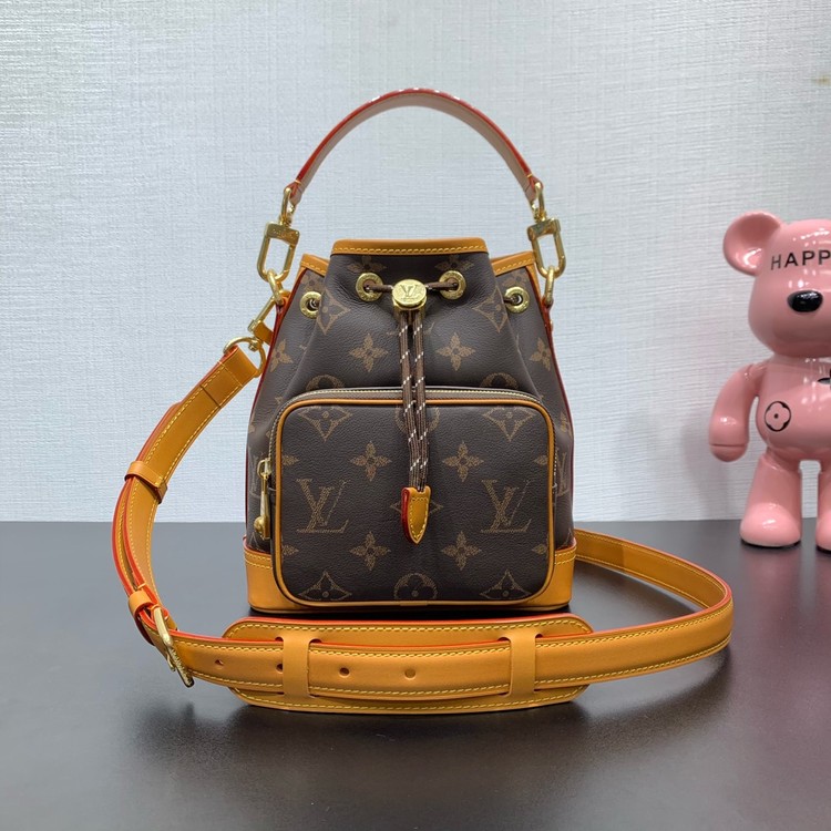 루이비통 노에 카고 M14199