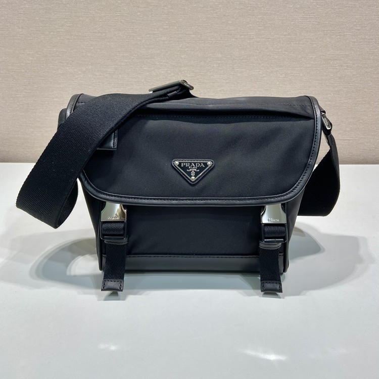 프라다 리나일론 크로스 2VD066