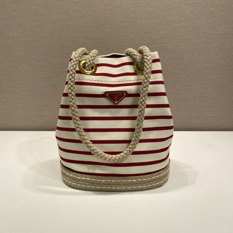 프라다 마리너 스트라이프 패브릭 버킷백 1BE082