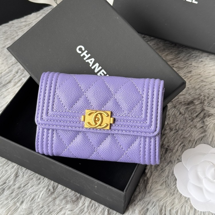 샤넬 보이 캐비어 플랩 카드 지갑 A80603