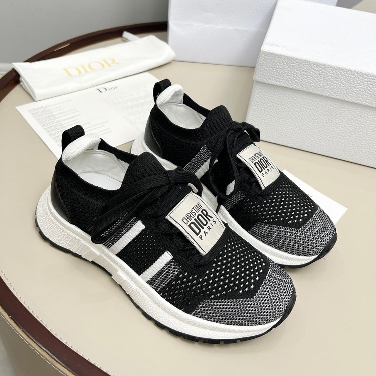 디올 런앤 Run n 블랙 스니커즈