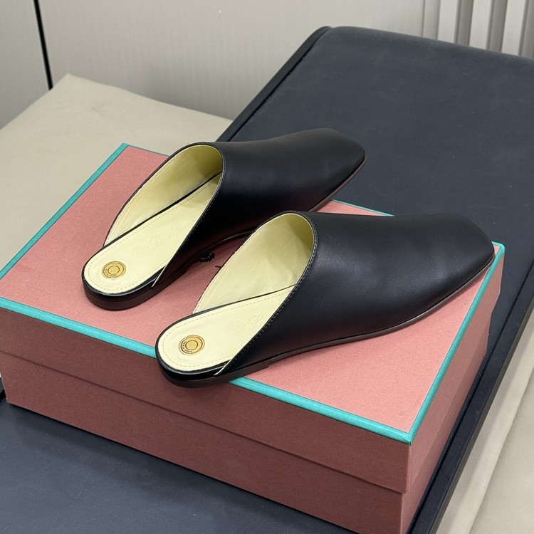 로로피아나 알바 플랫 뮬