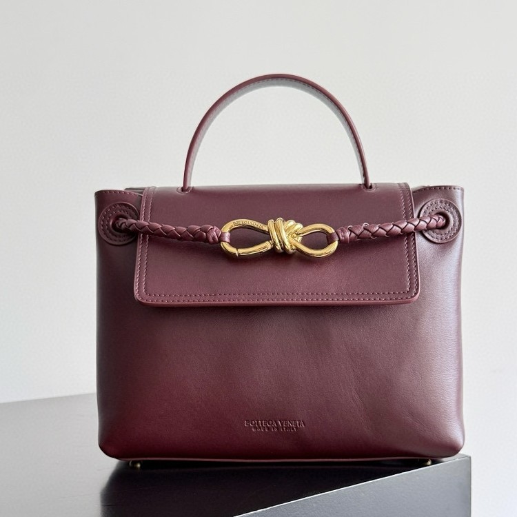 보테가 베네타 차오차오 토트백 26