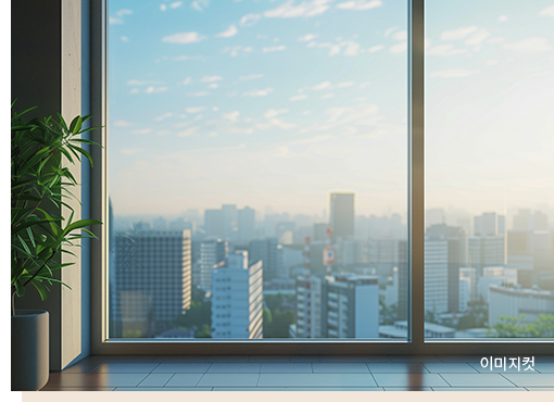 <span style="font-size: 18px;"><span style="color: rgb(15, 45, 83);">탁 트인 조망의 <b>48층 랜드마크</b></span></span><br>- 커튼월룩(부분) 외관 마감, 48층 준초고층 랜드마크<br>-편리한 보행과 차량 접근성으로 희소가치 높은 평지 아파트<br>-4BAY, 드레스룸, 팬트리 등 선호도 높은 공간특화 설계</br></br></br>