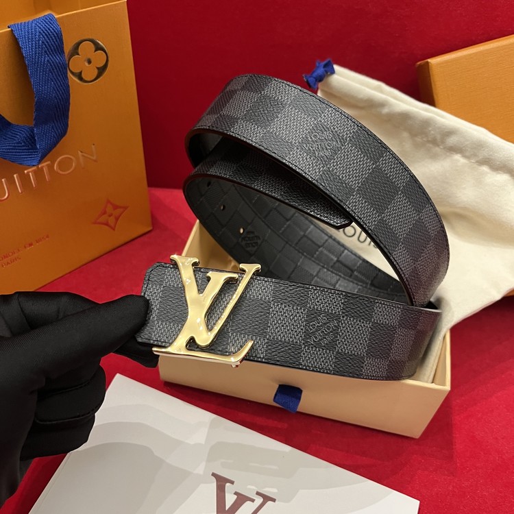 루이비통 다미에  금장 버클