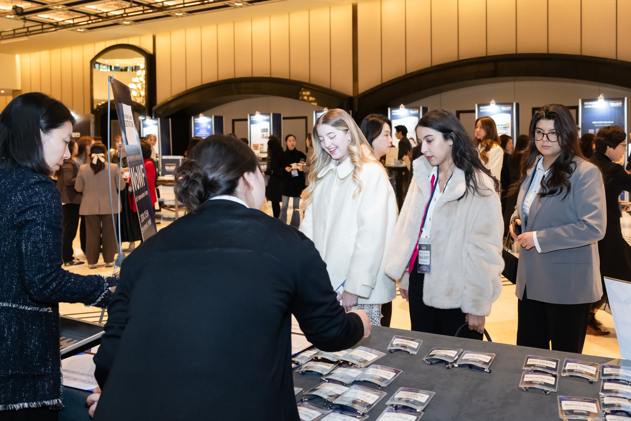 <p style="margin-left:10px;">RING</p><h5 style="margin-left:10px">UP TO 60%</h5>