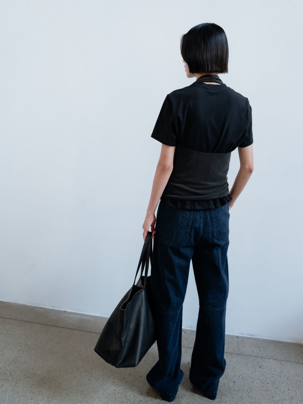 [MONOHA] / ☆ 25SS Cotton denim curve pants / dark navy Cotton denim curve pants (dark navy) : MONOHA