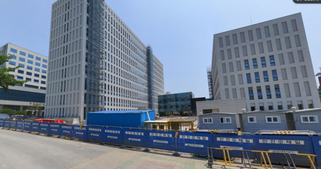 <p style="margin-left:10px;">건양대학교 /25년 건양사이버대 및 의과대학 신축</p><h5 style="margin-left:10px">LED실내조명</h5>