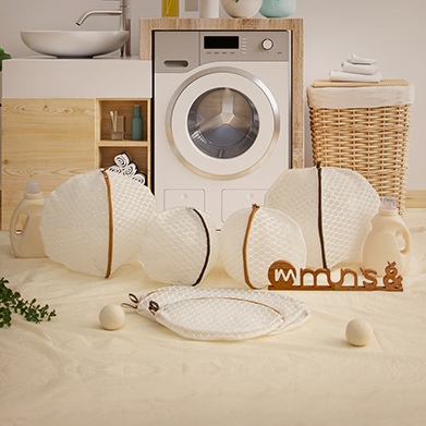 <span style="font-size:24px; color:#ffffff; font-weight:bold; background-color:#3d2913; padding:6px 20px; border-radius:20px;">        Circles  type      </span>