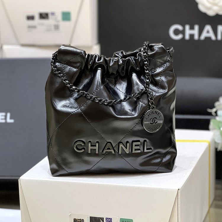 샤넬 22백 미니 블랙 & 블랙메탈