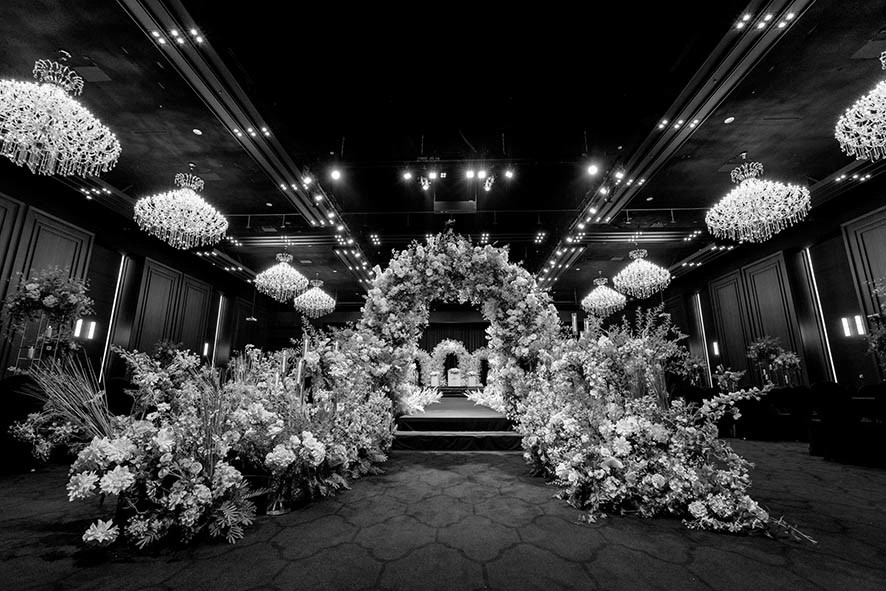 <h4>Private Banquet Service<br><h6>view more