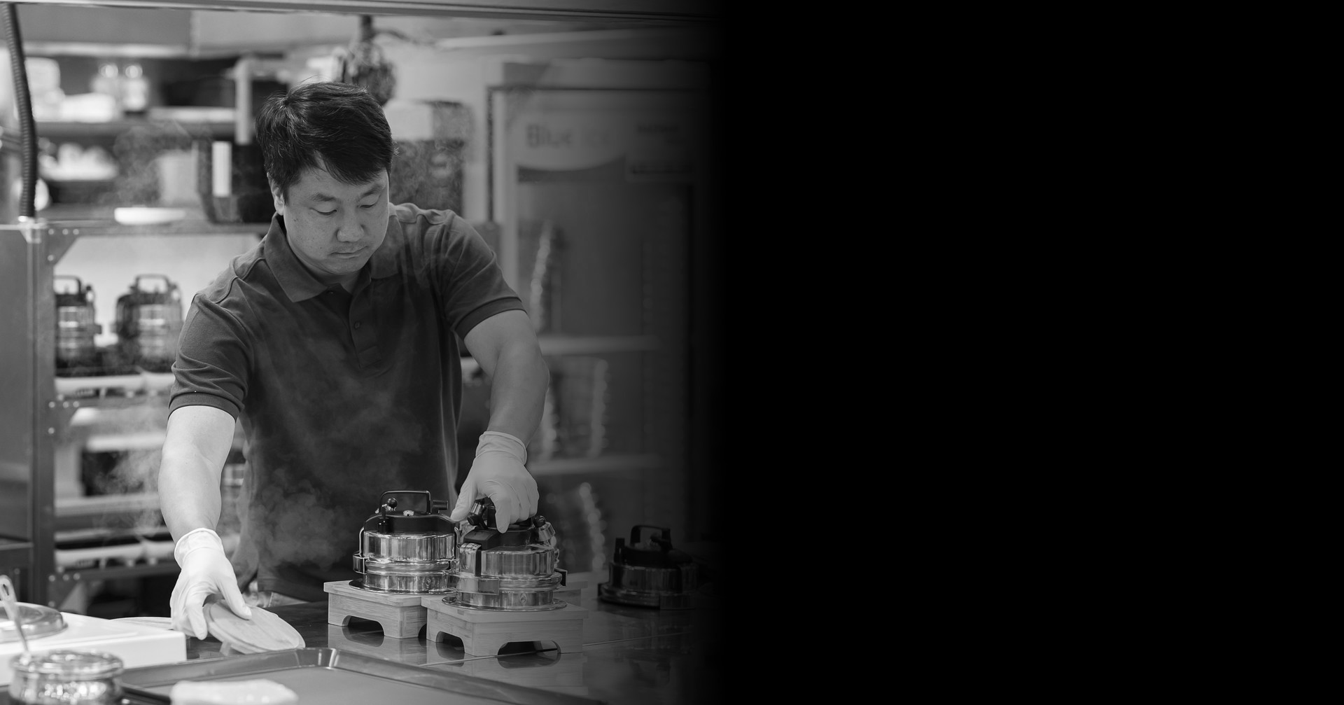 <table class="noBorder" style="width: 100%;"> 	<tbody> 		<tr> 			<td style="width: 50.0000%;"><span style="line-height: 1.15;"><br></span></td> 			<td style="width: 50.0000%;">  				<p style="line-height: 1.15;"><span style="line-height: 1.15;"><span style="font-size: 26px; color: rgb(255, 255, 255); font-family: Gyeonggi_Batang_Regular;"><strong>강경푸드는 대한민국의 전통을 지키고,</strong></span></span></p>  				<p style="line-height: 1.15;"><span style="line-height: 1.15;"><span style="font-size: 26px; color: rgb(255, 255, 255); font-family: Gyeonggi_Batang_Regular;"><strong>그 속에서 가장 소중했던 순간을 다시 불러냅니다.</strong></span></span></p>  				<p style="line-height: 1.15;"><span style="line-height: 1.15;"><br></span></p>  				<p style="line-height: 1.15;"><span style="line-height: 1.15;"><span style="font-size: 18px; color: rgb(255, 255, 255); font-family: Gyeonggi_Batang_Regular;">한국 전통 음식의 가치를 지키고 발전시키는 데 앞장서겠습니다.</span></span></p>  				<p style="line-height: 1.15;"><span style="font-size: 18px;"><span style="line-height: 1.15;"><span style="color: rgb(255, 255, 255); font-family: Gyeonggi_Batang_Regular;">우리는 더 많은 사람들에게 한국 음식의 정수를 알리고,</span></span></span></p>  				<p style="line-height: 1.15;"><span style="font-size: 18px;"><span style="line-height: 1.15;"><span style="color: rgb(255, 255, 255); font-family: Gyeonggi_Batang_Regular;">전 세계인이 즐길 수 있는 K-food 문화를 만들어가려고 합니다.</span></span></span></p>  				<p style="line-height: 1.15;"><span style="font-size: 18px;"><span style="line-height: 1.15;"><span style="color: rgb(255, 255, 255); font-family: Gyeonggi_Batang_Regular;">맛있는 음식으로 가득한 세상,</span></span></span></p>  				<p style="line-height: 1.15;"><span style="font-size: 18px;"><span style="line-height: 1.15;"><span style="color: rgb(255, 255, 255); font-family: Gyeonggi_Batang_Regular;">따뜻한 추억으로 채워진 삶을 위해</span></span></span></p>  				<p style="line-height: 1.15;"><span style="line-height: 1.15;"><span style="font-size: 18px; color: rgb(255, 255, 255); font-family: Gyeonggi_Batang_Regular;">강경푸드는 언제나 올곧은 길을 가겠습니다.<br><br><br><strong>대표 강경묵</strong></span></span></p> 			</td> 		</tr> 	</tbody> </table>