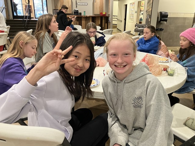 <p style="text-align:left; font-size:16px; margin-top:26px;">Schooling<br><span style="color:#666;">in ID 아이다호 </span></p>