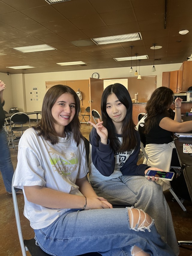 <p style="text-align:left; font-size:16px; margin-top:26px;">Schooling<br><span style="color:#666;">in California</span></p>