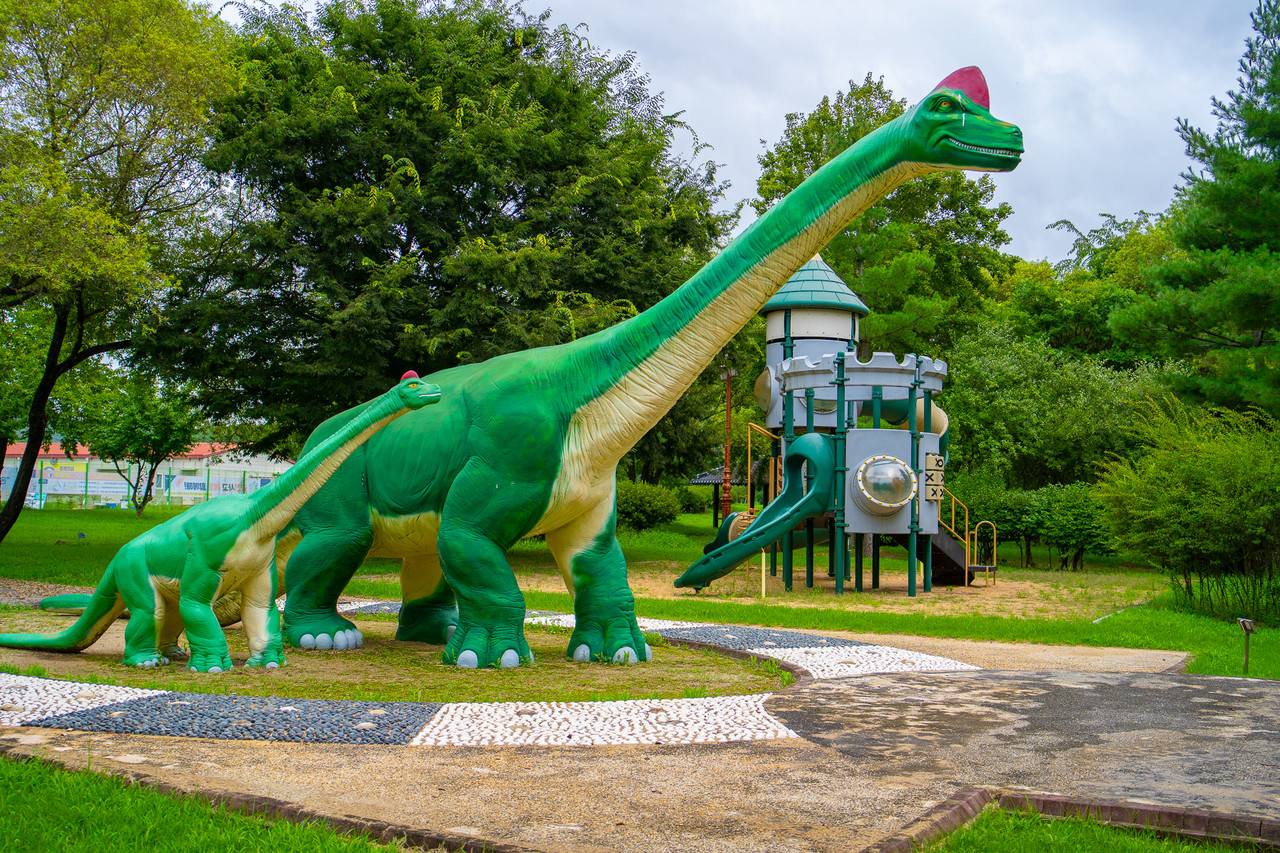 의성에코센터 공룡 모형