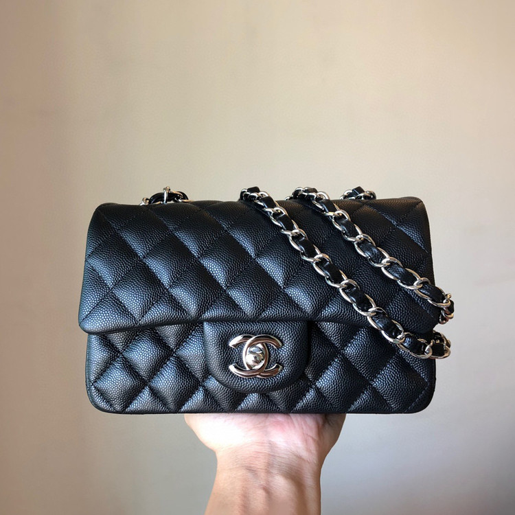 샤넬 클래식 미니 캐비어 블랙 실버