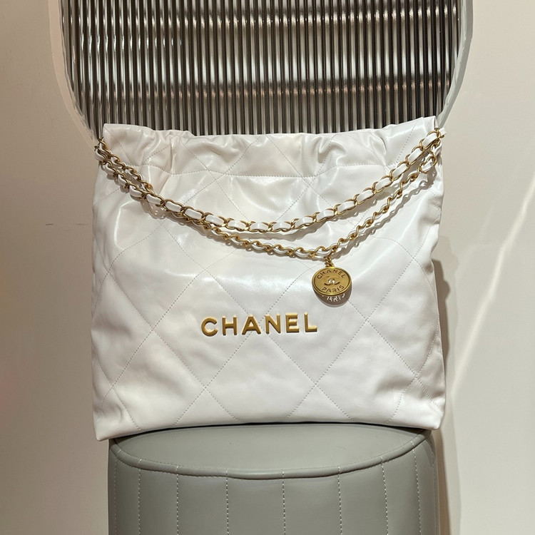 샤넬 22백 미디움 화이트 금장