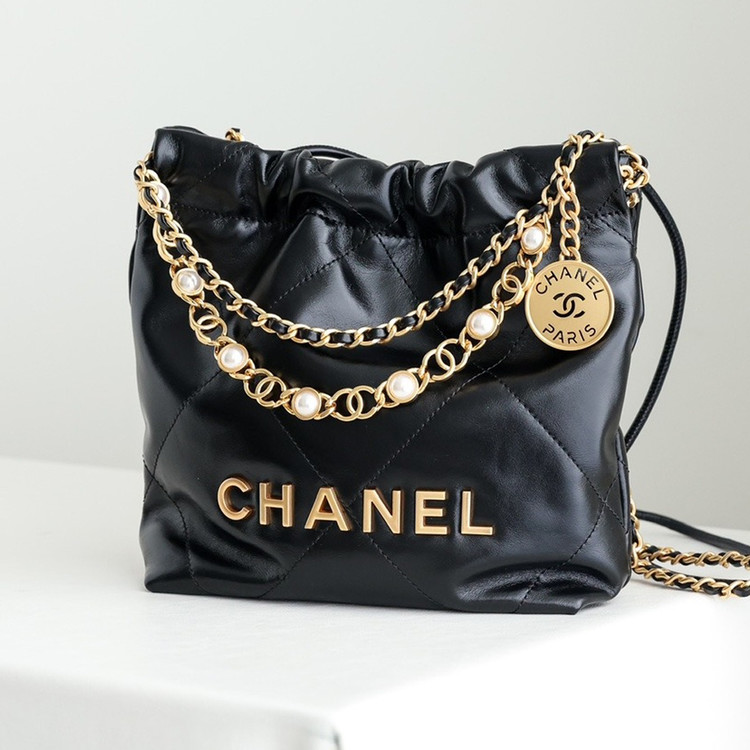 샤넬 24A 한정판 22백 미니 블랙 금장