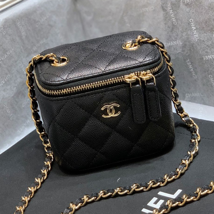 샤넬 그레인드 카프스킨 베니티 크로스백