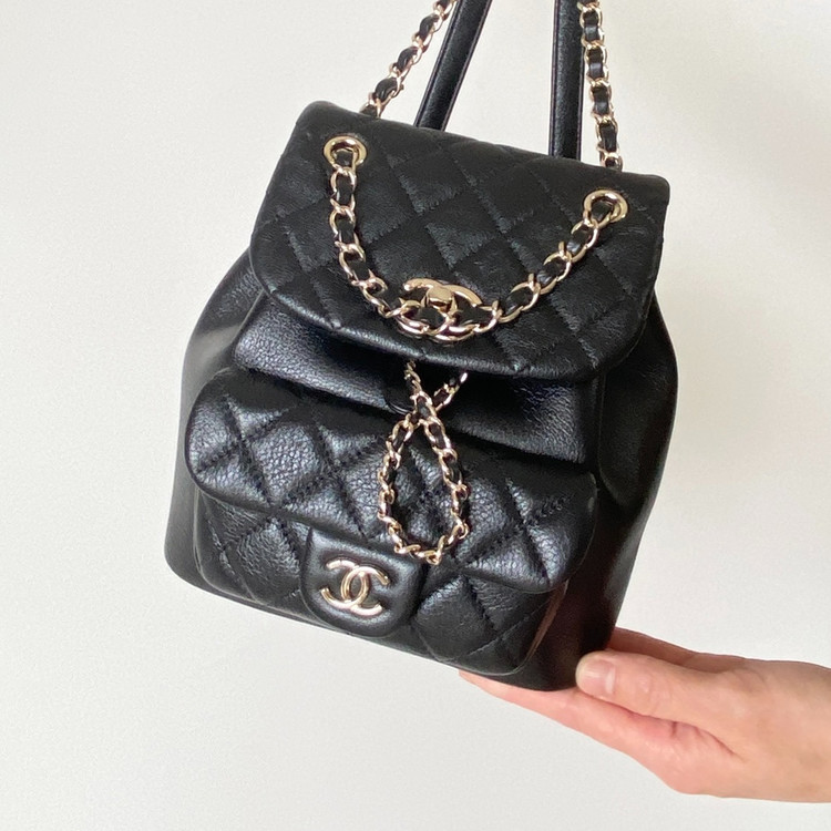 샤넬 원 포켓 듀마 백팩 스몰 카프스킨 블랙