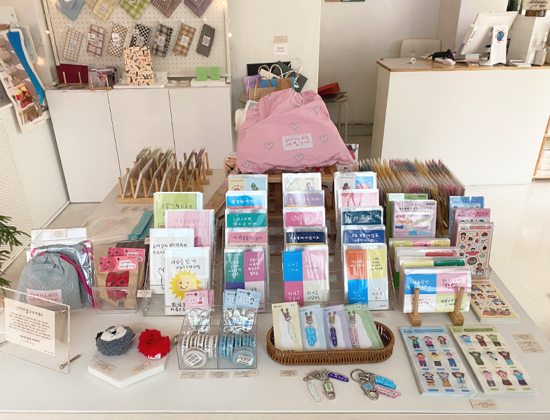 <br><p style="font-size: 16px;">마인띵스</p>