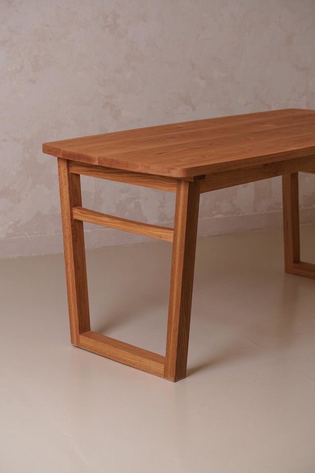 Red Oak Table