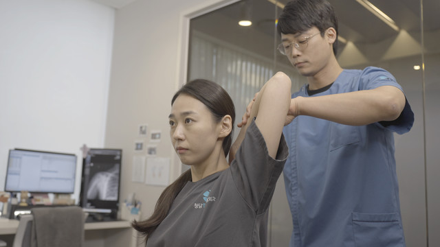 이미지 추가 중