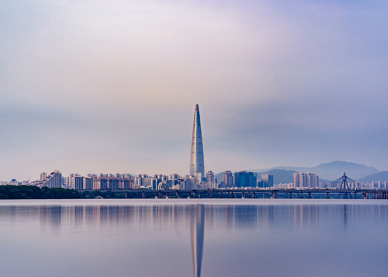 빛이 되어, <br>세상으로!"