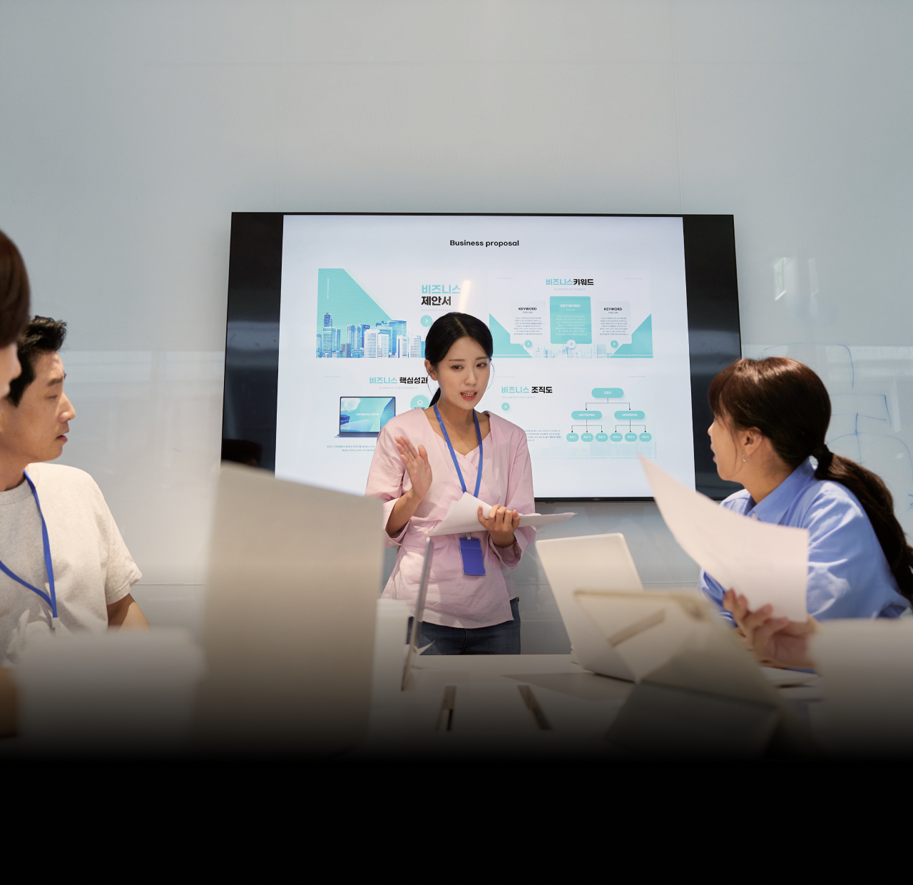 <div class="bl-desc">   <strong class="bl-title">특별 관리팀 배정</strong>   <span class="bl-sub">전문가로 구성된 팀이 1:1 맞춤 지원으로 사건을 체계적으로 <br>관리 해드립니다.</span> </div>