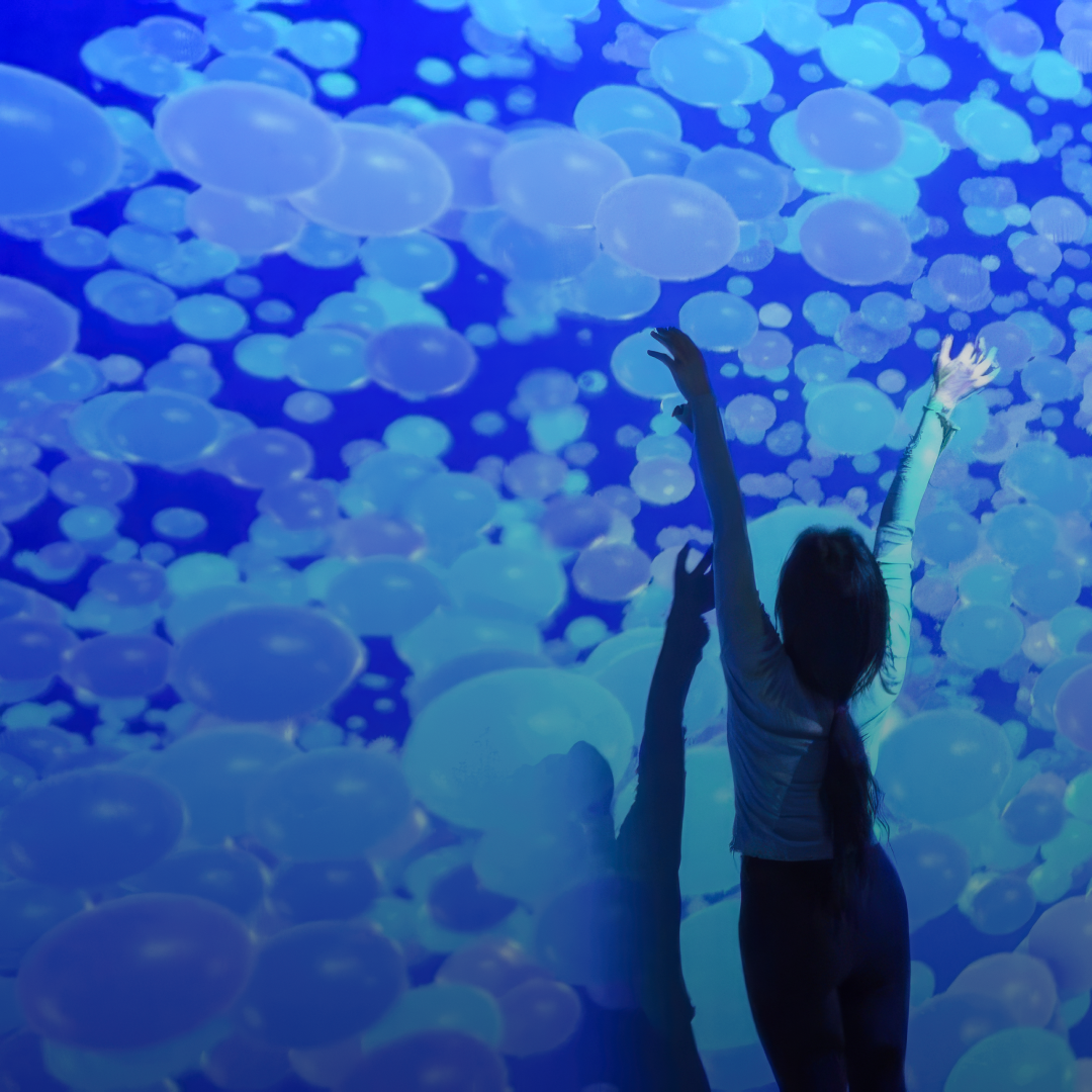 <p style="line-height: 1.1; text-align: center; position: relative; top: 60px;">   <strong style="font-weight: 900;">     <span style="font-size: 14px; letter-spacing: 0px;">라네즈</span>   </strong>   <span style="letter-spacing: 0;"><br></span>   <span style="font-size: 10px; letter-spacing: 0px;">'Life Oasis 2.0' 팝업스토어</span> </p>