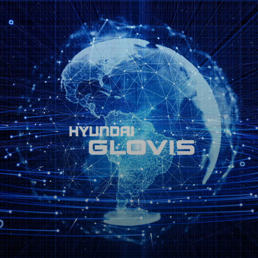 <p style="line-height: 1.1; text-align: center; position: relative; top: 60px;">   <strong style="font-weight: 900;">     <span style="font-size: 14px; letter-spacing: 0px;">현대글로비스</span>   </strong>   <span style="letter-spacing: 0;"><br></span>   <span style="font-size: 10px; letter-spacing: 0px;">미디어아트 영상</span> </p>