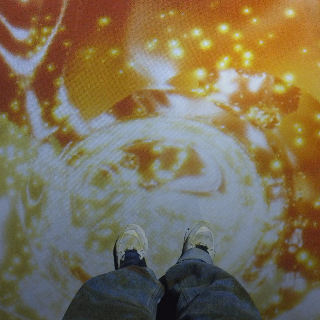 <p style="line-height: 1.1; text-align: center; position: relative; top: 60px;">   <strong style="font-weight: 900;">     <span style="font-size: 14px; letter-spacing: 0px;">CLIO</span>   </strong>   <span style="letter-spacing: 0;"><br></span>   <span style="font-size: 10px; letter-spacing: 0px;">30주년 팝업스토어</span> </p>