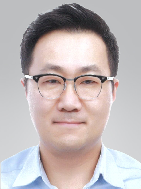 <p style="text-align: left; line-height: 1.5;"><span style="letter-spacing: 1px; font-size: 14px; color: rgb(255, 255, 255);"><strong>[국내]</strong></span> 	<br><span style="letter-spacing: 1px; font-size: 14px; color: rgb(255, 255, 255);"><strong>고령친화식품 기술과 산업현황 </strong></span></p>  <p style="text-align: left; line-height: 1.5;"><span style="color: rgb(255, 255, 255); font-size: 13px;">서원호</span> 	<br><span style="color: rgb(255, 255, 255); font-size: 13px;">아워홈 R&D 본부 부문장</span></p>