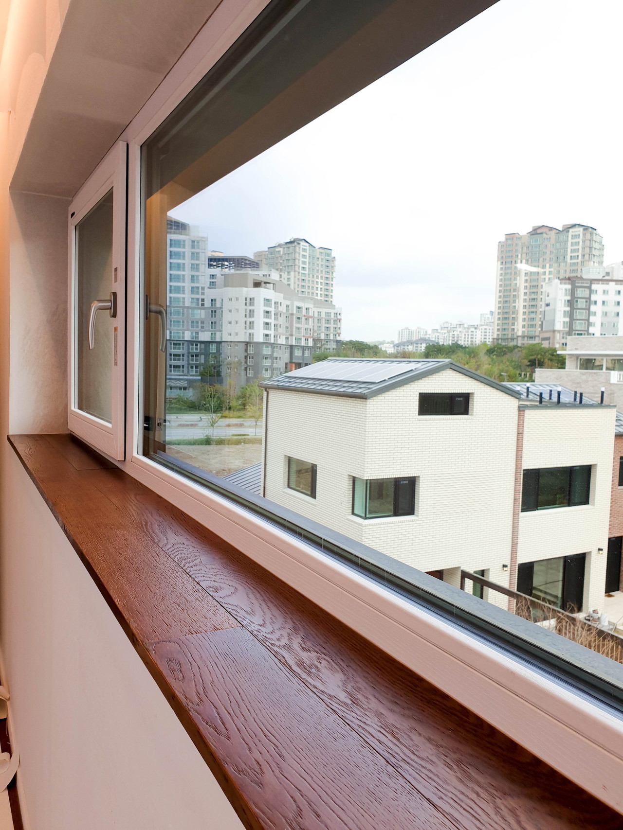 다인앤살리스 원목 젠다이 시공 사례