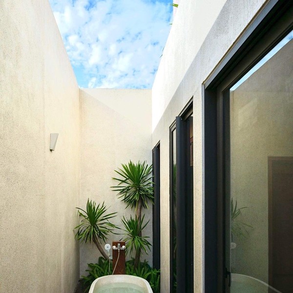 예약 상품 이미지