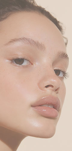 <strong style="font-size:40px;">FACE</strong><br>フェイス