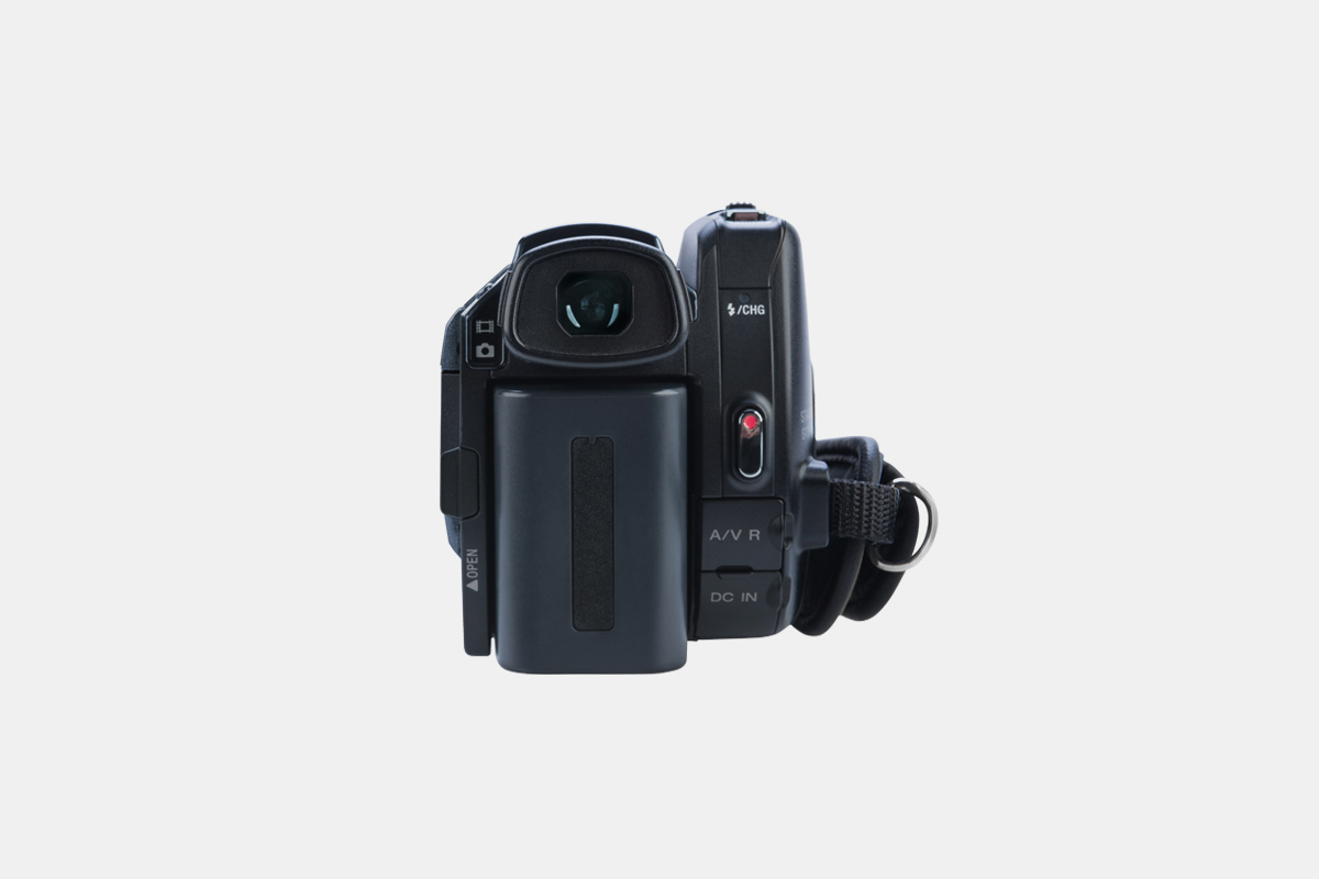 <p style="font-size: 48px; color: white; font-weight: 700;">기타 분석 대상</p>